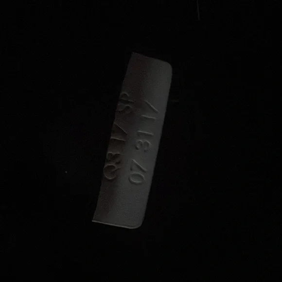 HENRI BENDEL | Silver Crome Bag - Picture 8 of 9